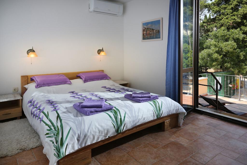 רוביני Rooms Figarola מראה חיצוני תמונה