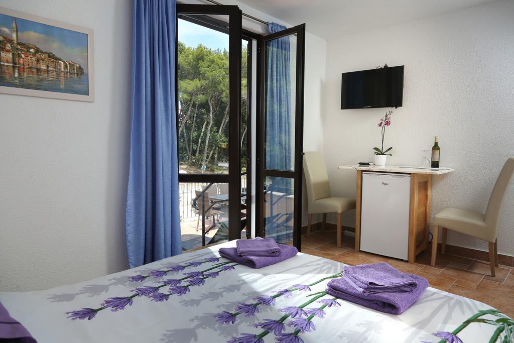רוביני Rooms Figarola מראה חיצוני תמונה