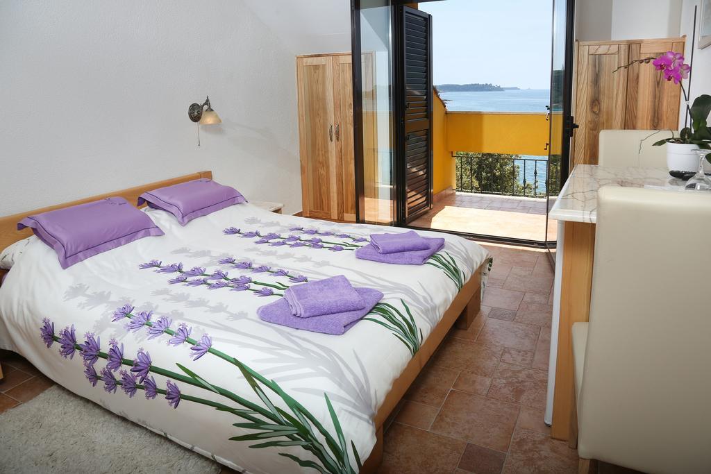 רוביני Rooms Figarola מראה חיצוני תמונה